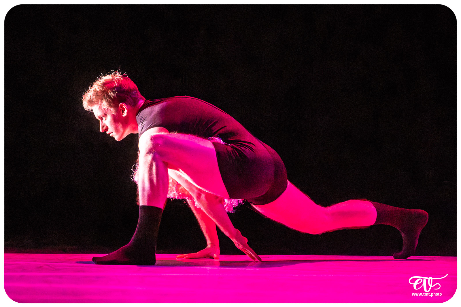 A4 (COMME LA FEUILLE) CIE CHICOS MAMBO